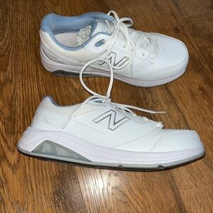 New Balance Women’s White and Gray Sneakers